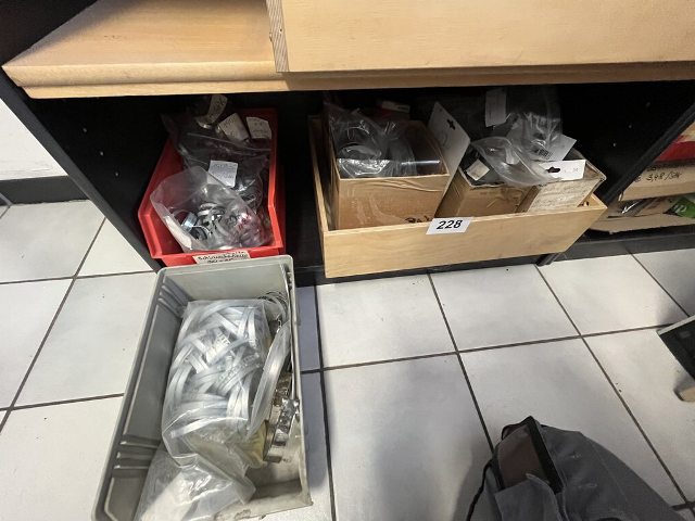 Gro&szlig;posten Schlauchschellen