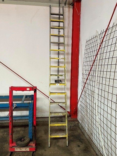Steiner 15stufige Alu-Anlegeleiter