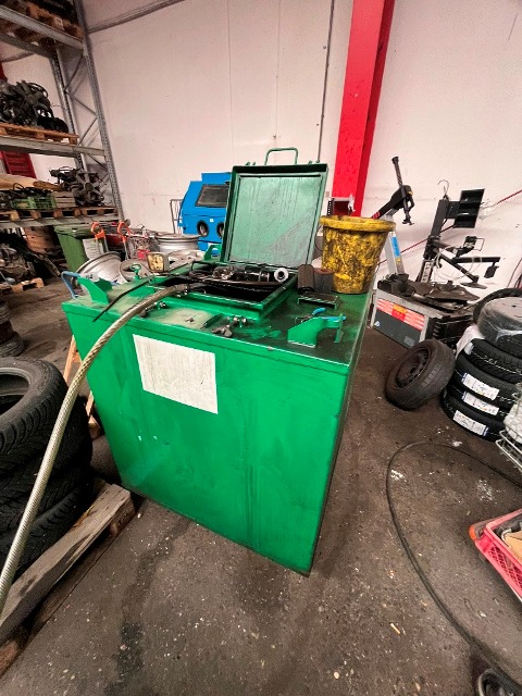 Alt&ouml;ltank 1000 l
