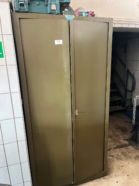 Werkzeugschrank ca. 100 x 45 x 200 cm?d=2026-10-22 15:55:27