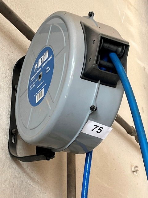 Bergin Schlauchaufroller SAR 10/15 Pro f&uuml;r Wandmontage?d=2026-10-22 15:54:48