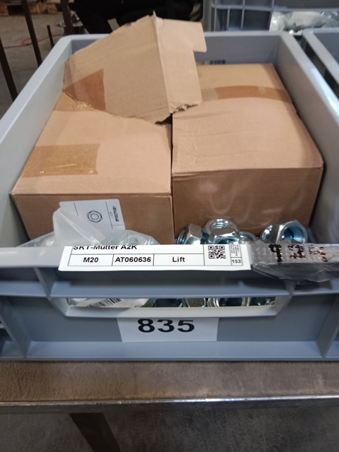 ca. 250 Stk. M20 Muttern?d=2026-10-21 15:13:41