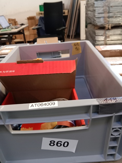 ca. 40 Stk. Hilti Schlaganker M12 und 50 Stk. Beilagsscheiben