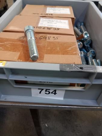 ca. 100 Stk. M 16 x 80 Zylinderschrauben