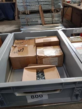 ca. 5000 Stk. Muttern M6