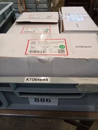 ca. 2000 Stk.Schrauben M4 x 70