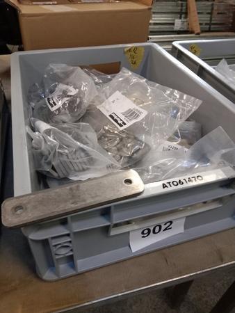 ca. 100 Stk. Montageplatten