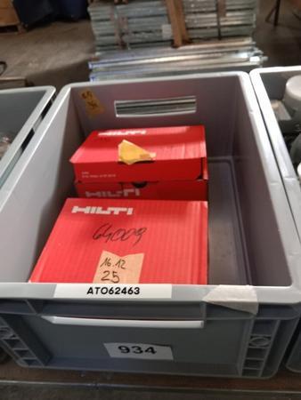 ca. 30 Stk. Hilti-Bodenanker