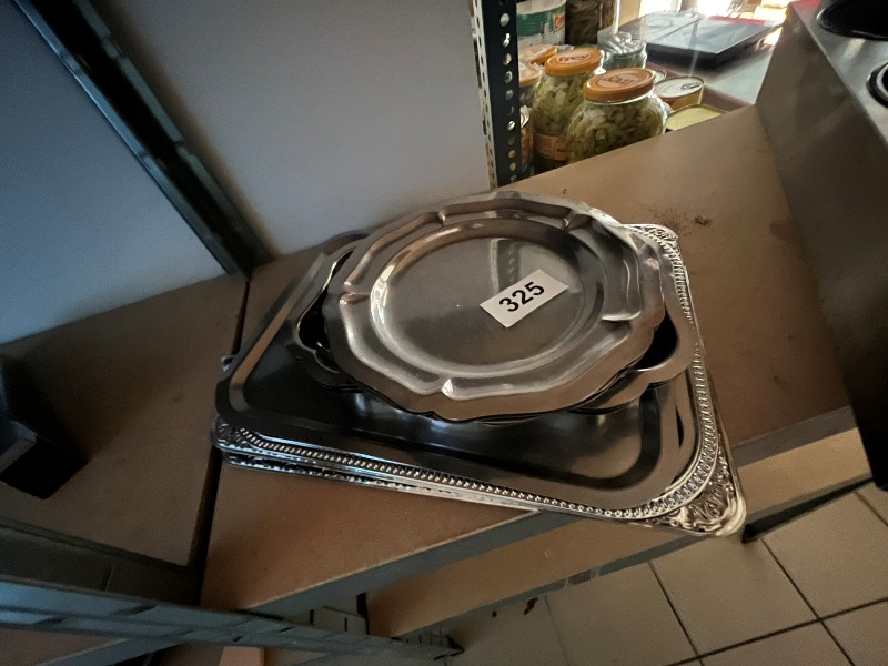 Posten Fleisch- u. Servierplatten in Edelstahl?d=2026-10-23 14:16:05