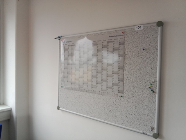 Pinnwand 120 x 90 cm