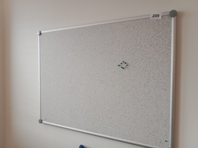 Pinnwand 120 x 90 cm