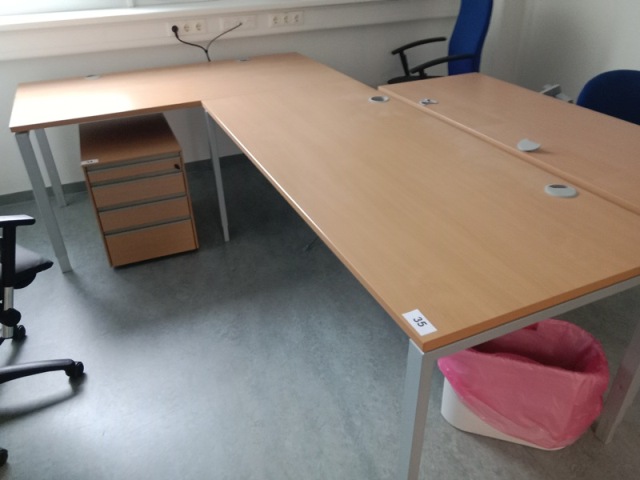 L-f&ouml;rmige Schreibtisch-Kombination 260 x 80-160 cm