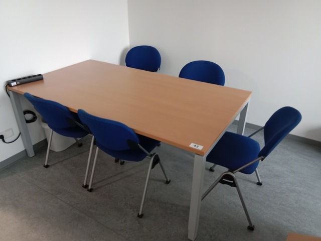 Besprechungstisch 180 x 100 mit 5 St&uuml;hlen