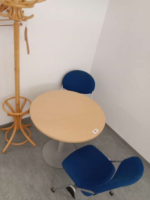 Besuchertisch DM 80 cm + 2 St&uuml;hle?d=2026-10-29 17:49:39