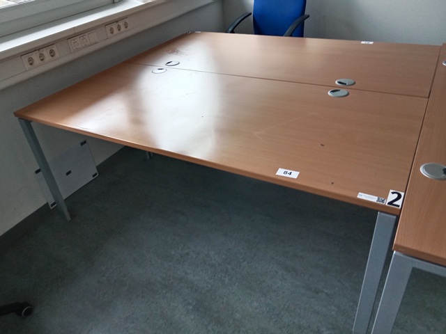 Hali Schreibtisch, ca. 180 x 80 cm?d=2026-10-29 17:30:06