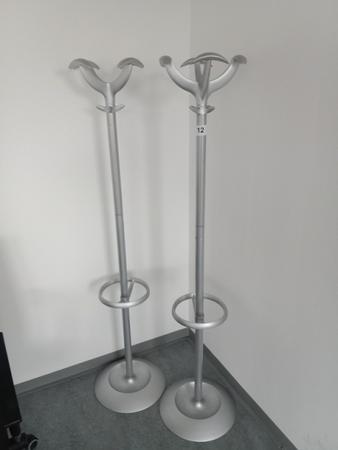2 Stk. Kleiderständer 2 Stk. Kleiderständer