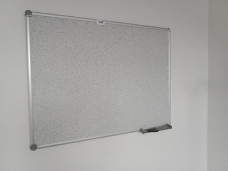 Pinnwand 120 x 90 cm Pinnwand 120 x 90 cm