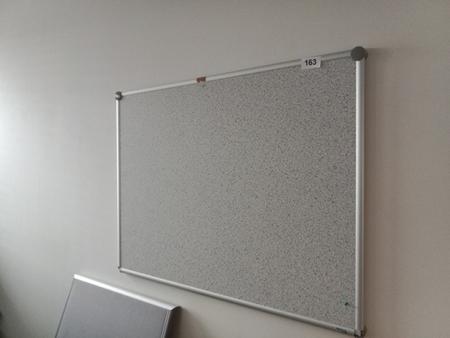 Pinnwand 120 x 90 cm Pinnwand 120 x 90 cm