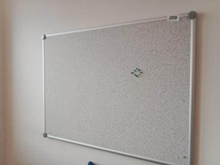 Pinnwand 120 x 90 cm Pinnwand 120 x 90 cm