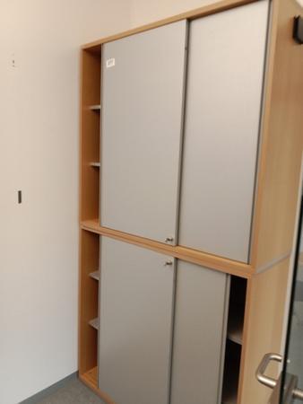 2teilige Aktenschrank-Kombination je 100 x 43 x 85 cm, Gesamtlänge: 200 cm 2teilige Aktenschrank-Kombination je 100 x 43 x 85 cm, Gesamtlänge: 200 cm